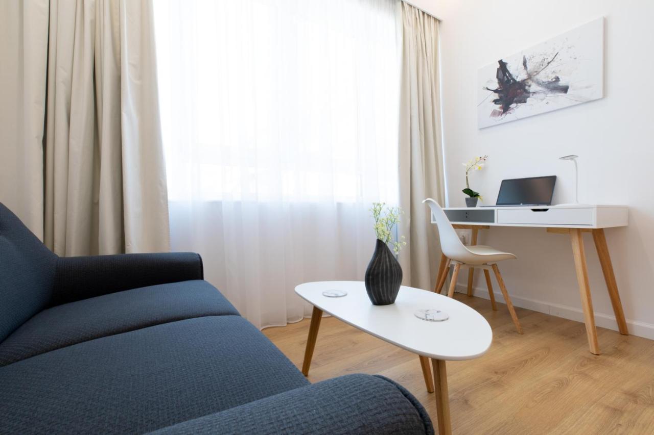 Minimal Apartment In Plaka Athens Ngoại thất bức ảnh