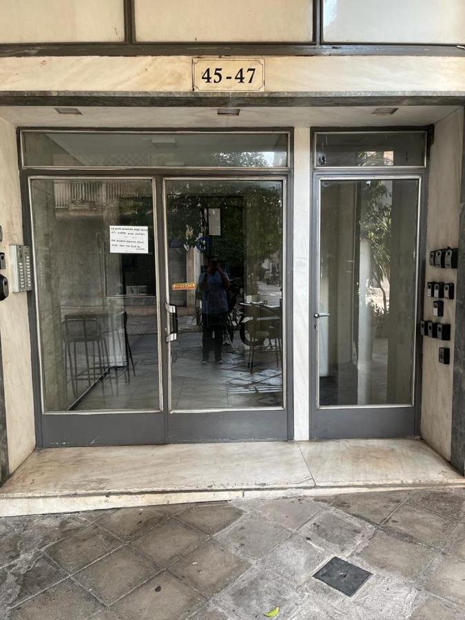 Minimal Apartment In Plaka Athens Ngoại thất bức ảnh